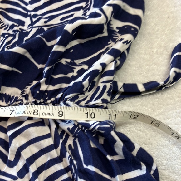 Lilly Pulitzer umbrella print romper with tie belt - Picture 9 of 10